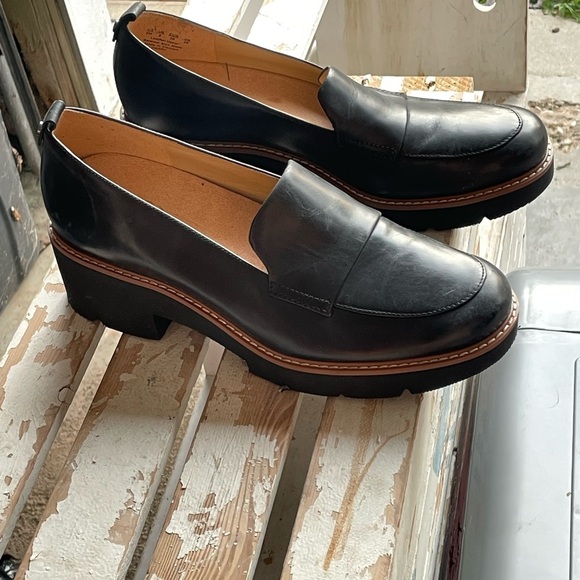 SOUL Naturalizer Shoes - Lightweight loafers size 9